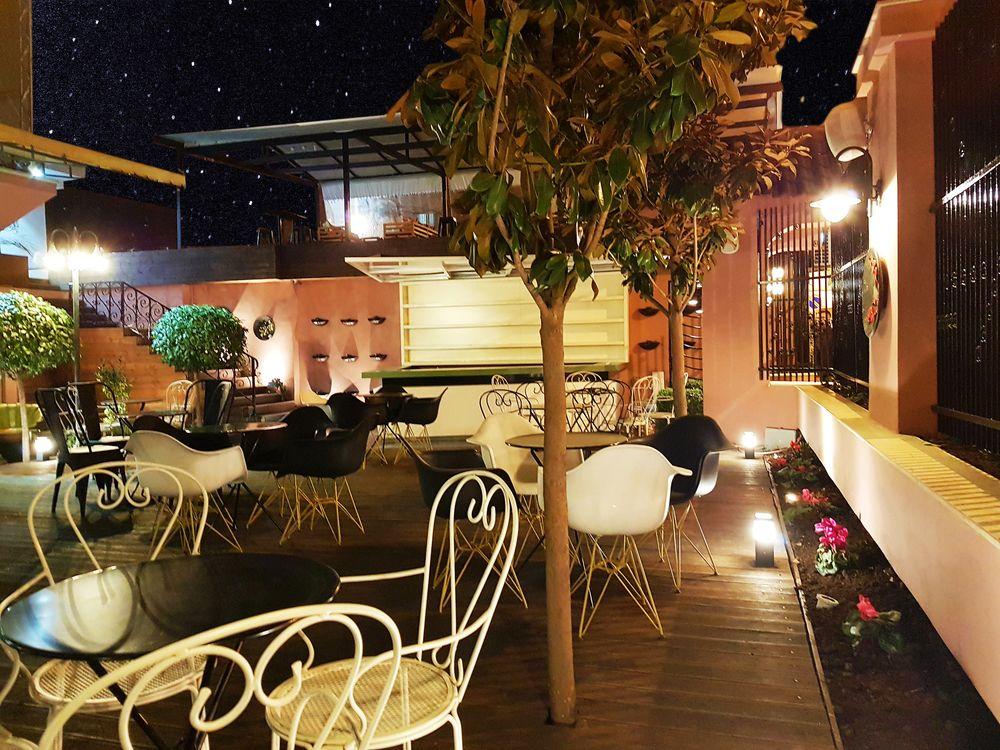 Royal Vila Hotel Tirana Esterno foto