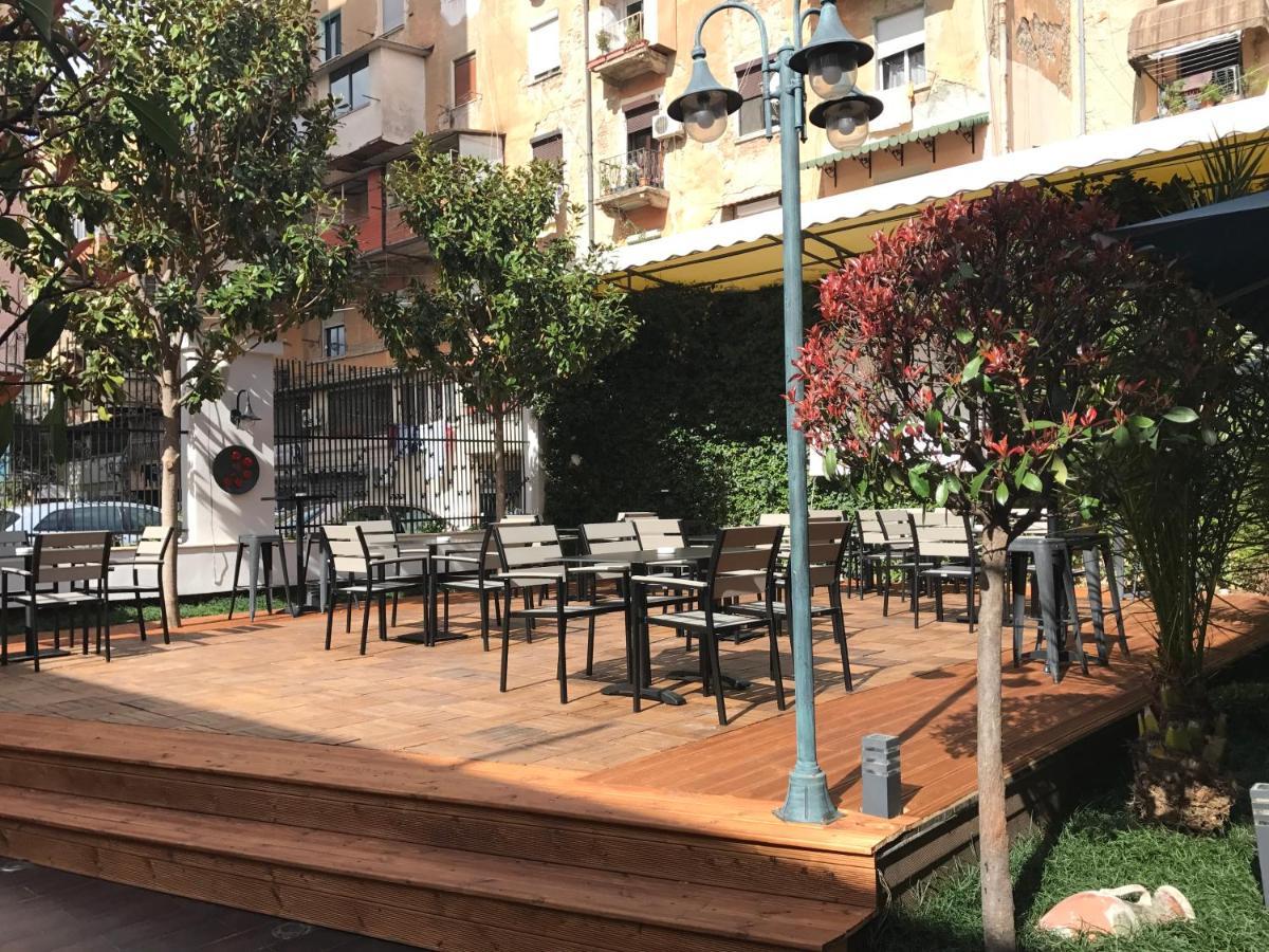 Royal Vila Hotel Tirana Esterno foto